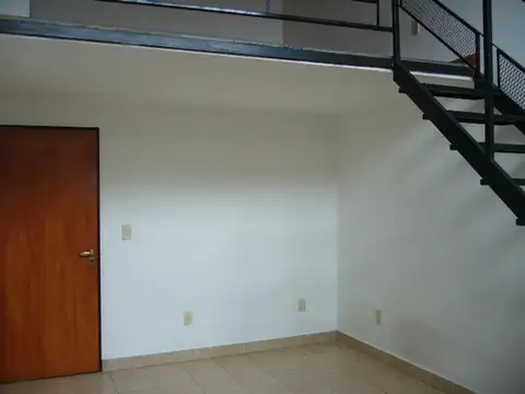 Depto Tipo Casa en Alquiler de 2 ambientes