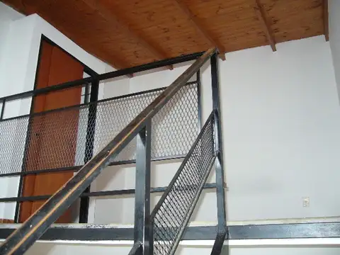 Depto Tipo Casa en Alquiler de 1 dormitorio