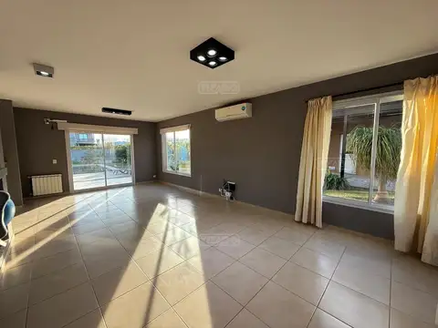 Casa en Venta en Pilar del Este - San Alfonso, USD 180.000