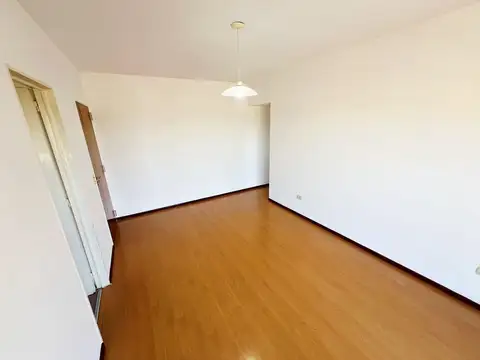 Departamento en Alquiler en San Fernando Vías  /  Centro, $ 680.000