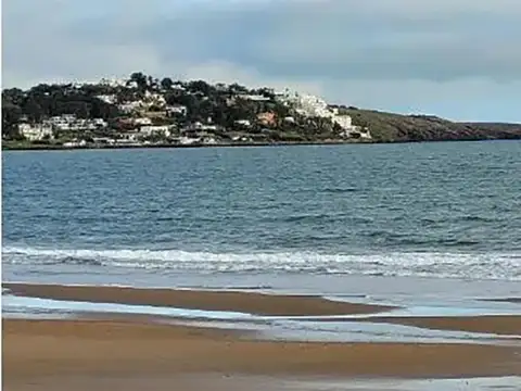 Complejo Solanas 100