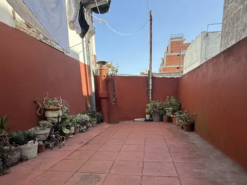 Excelente Lote para La construcción USAB 2 PB + 4 PISOS en inmejorable zona de Saavedra.