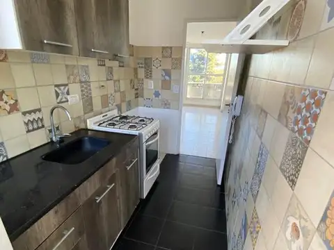 Departamento en Complejo  Mil Viviendas