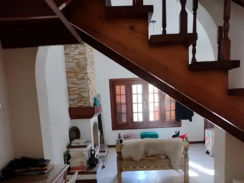 Chalet En Venta 4 Ambientes Bella Vista