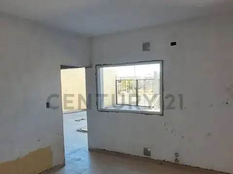 HILARIO ASCASUBI 2100, Piso 0