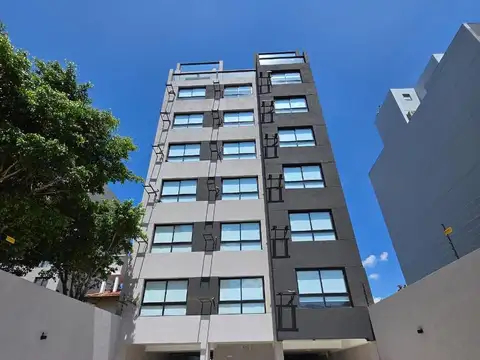 DEPARTAMENTO EN SEMI PISO. CENTRO DE RAMOS MEJIA 2 Y 3 AMBIENTES, EXCLUSIVOS VISTA PANORAMICA CON CO