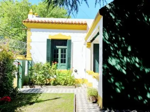 Casa 5 ambientes con 3 baños