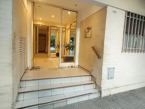 Valentín Virasoro 900