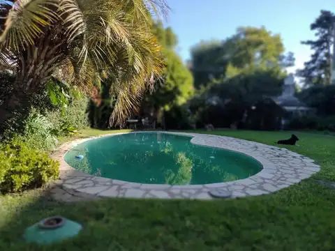 Casa en venta - 3 Dormitorios 2 Baños - Ingeniero Adolfo Sourdeaux