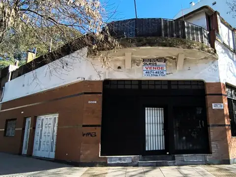 VENTA CASA + LOCAL + SOTANO + TERRAZA VELEZ SARSFIELD