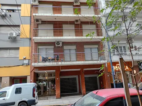 3 amb semipiso con baulera