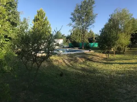 SE VENDEN 2 CASAS EN POTRERO DE GARAY 