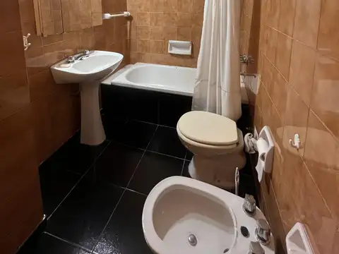 Departamento en Alquiler con 1 cocheras