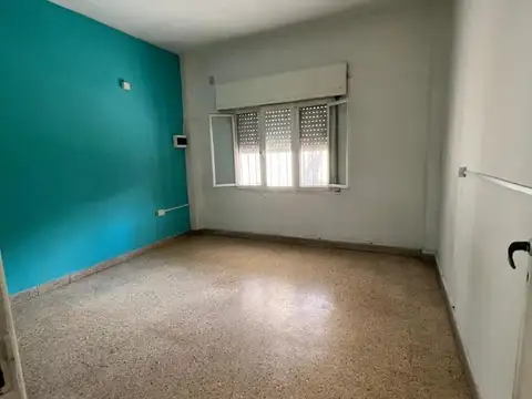 Depto Tipo Casa en Alquiler con 1 cocheras
