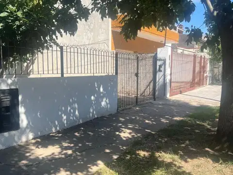 Depto Tipo Casa en Alquiler de 2 ambientes