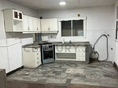 Av.italia 800, Piso 0