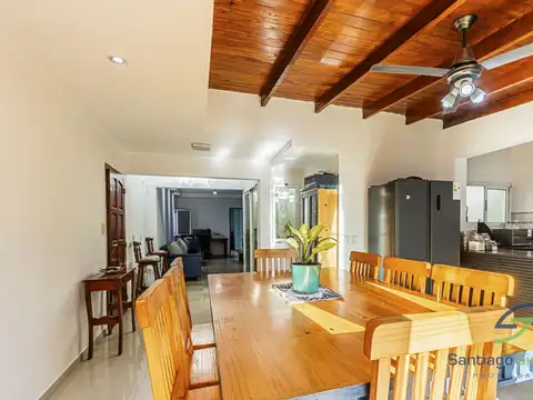 Casa en Venta con 1 cochera