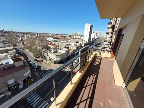 Departamento 5 ambientes con 3 baños