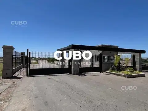 Lote en Venta en Pinar del Sol 9