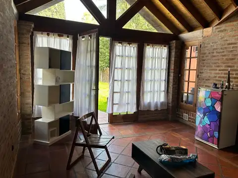 Venta de Lote con quincho y pileta, Parque Leloir, Ituzaingo