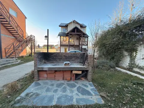 Edificio en venta 3 dptos + 1 dto a terminar