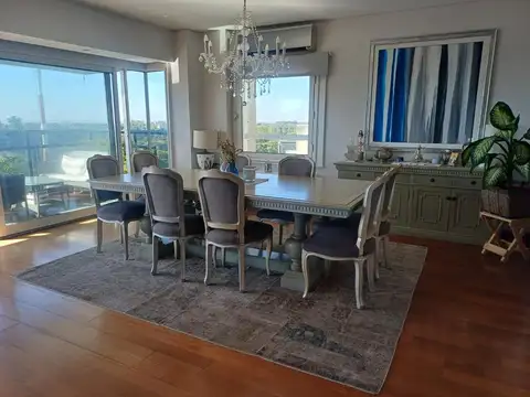 AV LIBERTADOR, 4 DORM, VISTA RÍO , COCHERA DOBLE VIG 24HS
