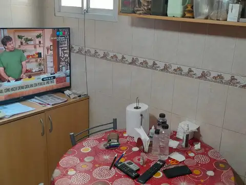 Depto Tipo Casa 2 ambientes con 1 baño
