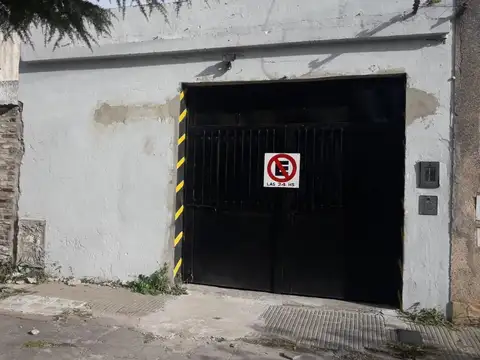 Galpón en venta de 260m2 ubicado en Matheu