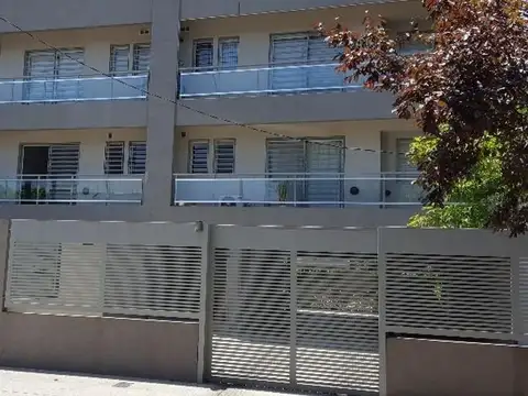 Moderno dpto 2 ambientes con balcon de 8 mts. cocina separad
