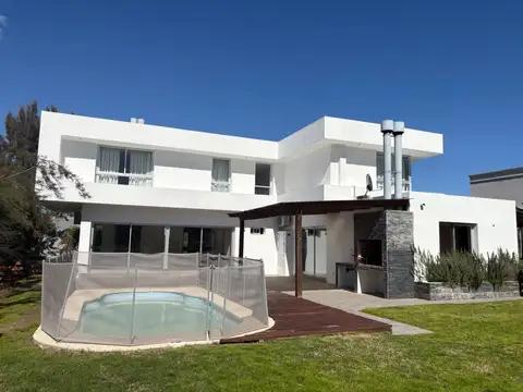 Venta 3 dormitorios y servicio Altos de la Tahona