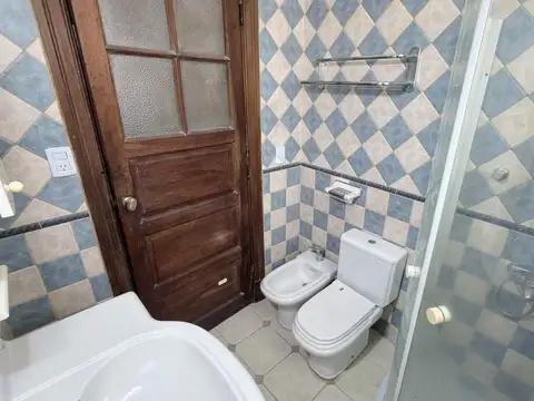 Depto Tipo Casa en Venta en Flores, USD 114.000
