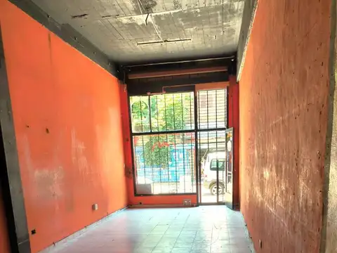 Local - Alquiler - Argentina, Tres de Febrero - SANTOS VEGA 6200