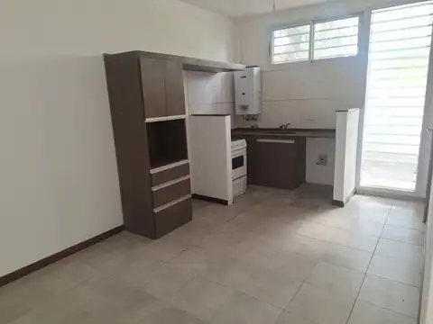 FRENCH  600 , Piso 0