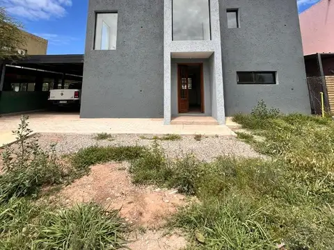 CASA 3 DOR EN VENTA VILLA CATALINA RIO CEBALLOS