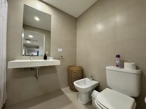 Oficina Monoambiente con 2 baños