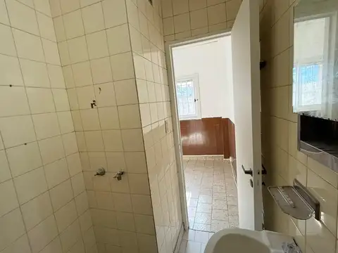 Departamento 4 ambientes con dependencia