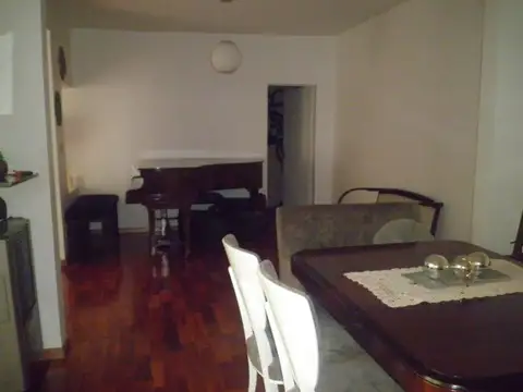 Depto Tipo Casa en Venta de 3 ambientes