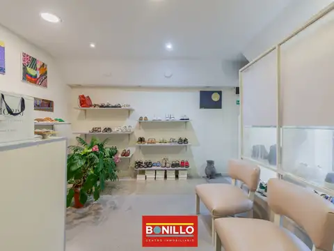Casa 6 ambientes con 3 baños
