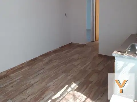 Bloque en venta - 4 dormitorios 2 baños - 95mts2  - La Matanza