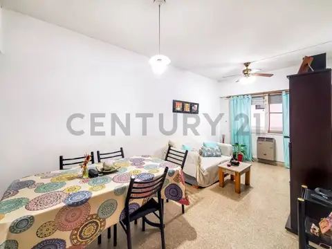 5 e/ 43 y 44 , Piso 0