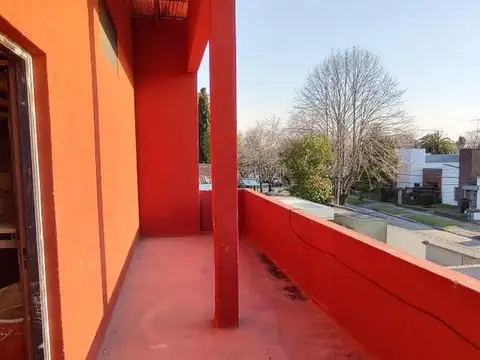 Local comercial en venta - 850mts2 - City Bell, La Plata