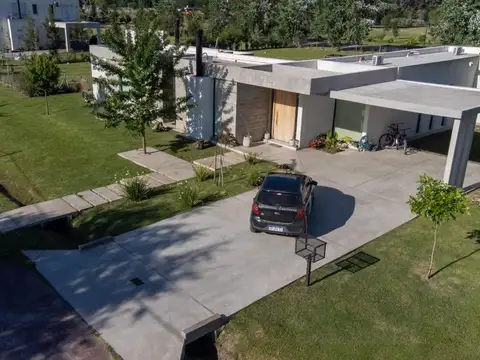 Casa 4 ambientes en venta - Fincas de San Vicente Sporting