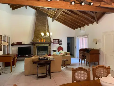 Casa en Venta en Zarate
