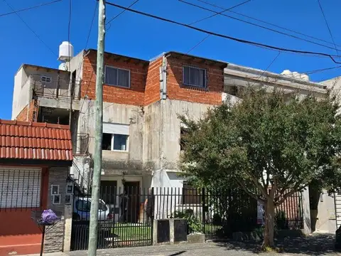 3 unidades en lote 300m2 con parque y cochera
