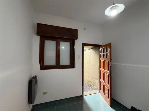 Departamento en Alquiler en Banfield, $ 700.000