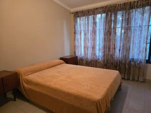 SE VENDE CASA QUINTA DE 3 DORMITORIOS CON PILETA