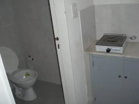 Oficina 2 ambientes con 1 baño