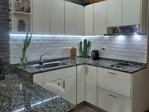 Depto Tipo Casa en Venta 25 años
