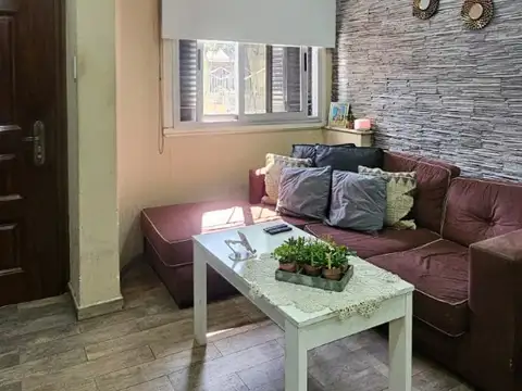 Depto Tipo Casa en Venta de 3 ambientes