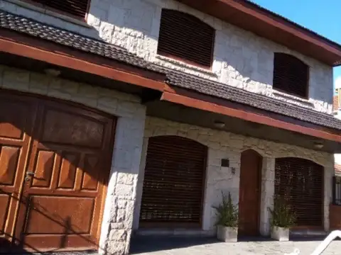 Casa en Venta de 5 dormitorios